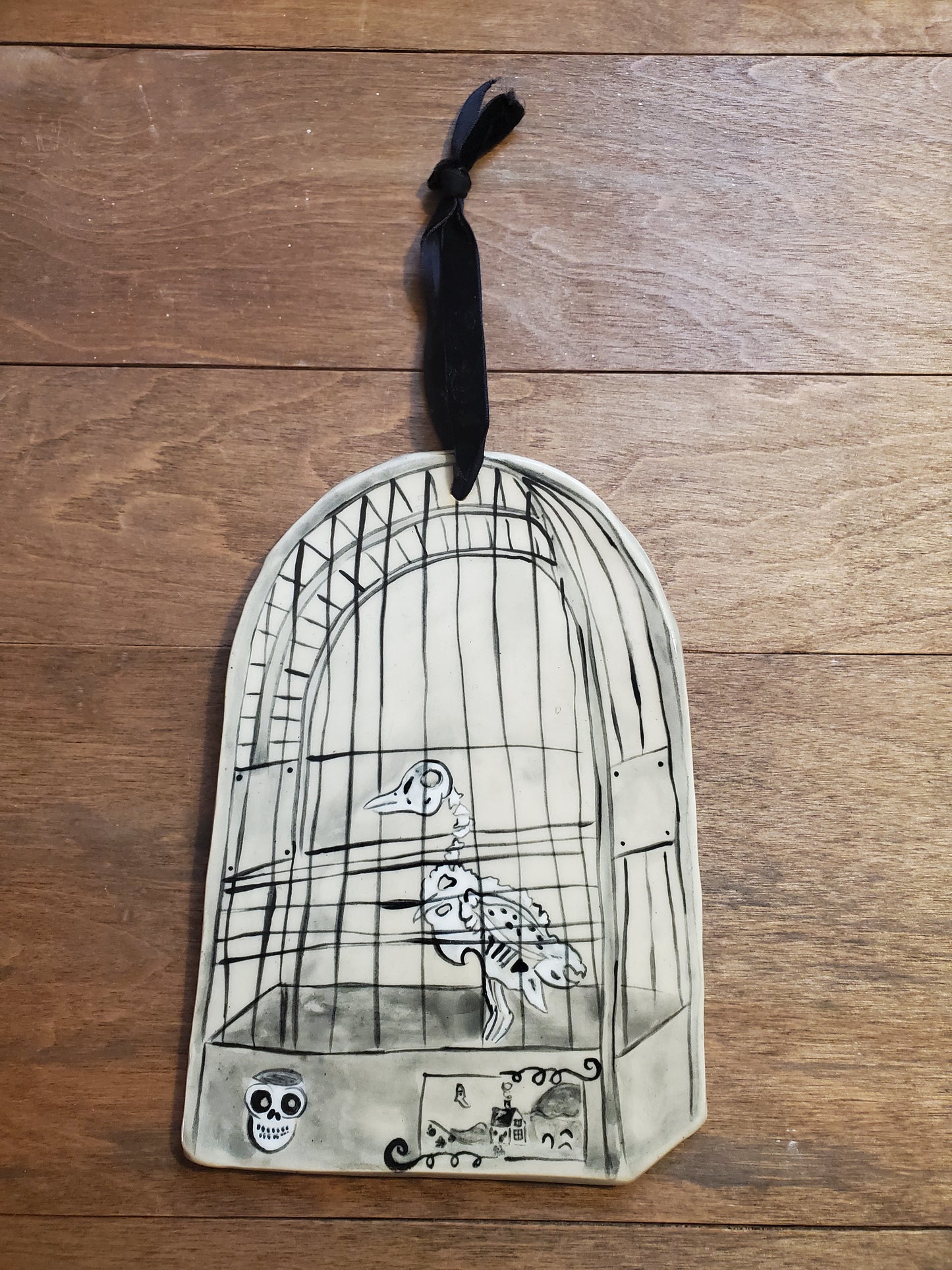 Trompe-l'œil Halloween Bird Cage hanging plaque