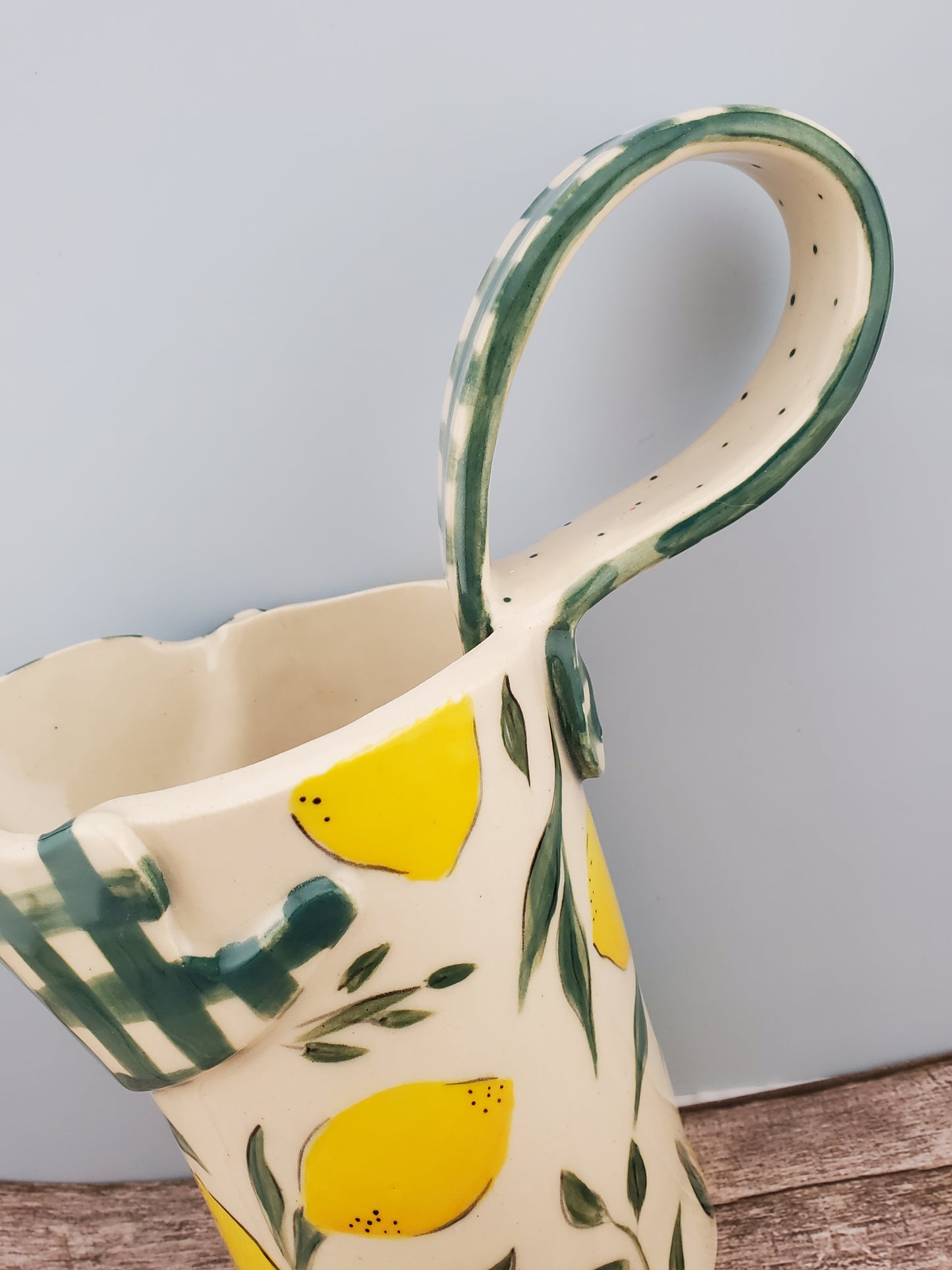 Lemon Pitcher