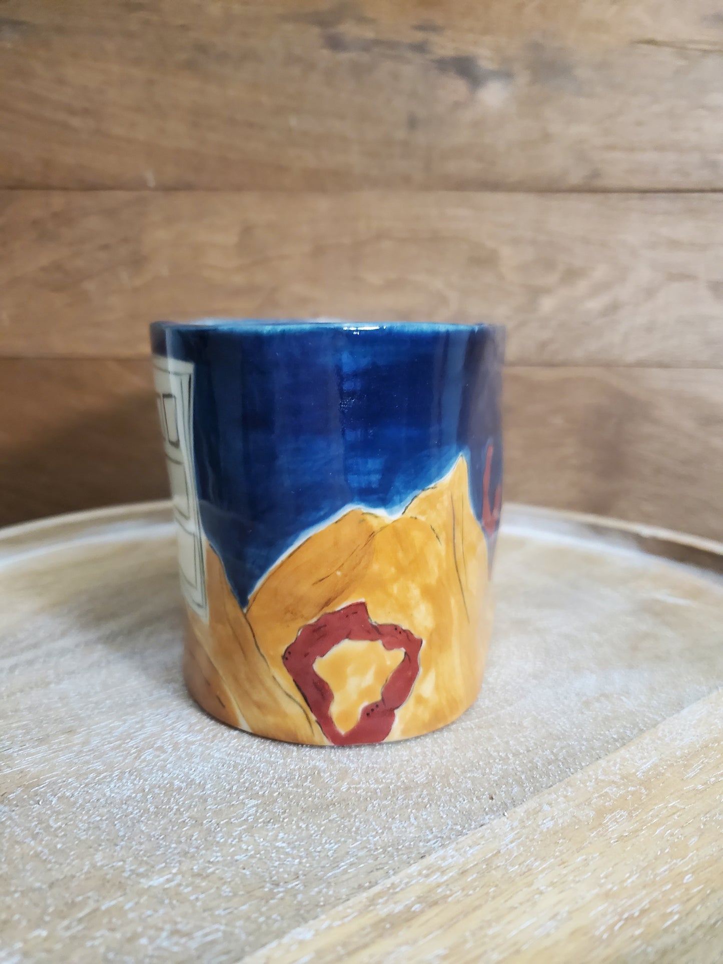 Sandworm of Saturn Vase