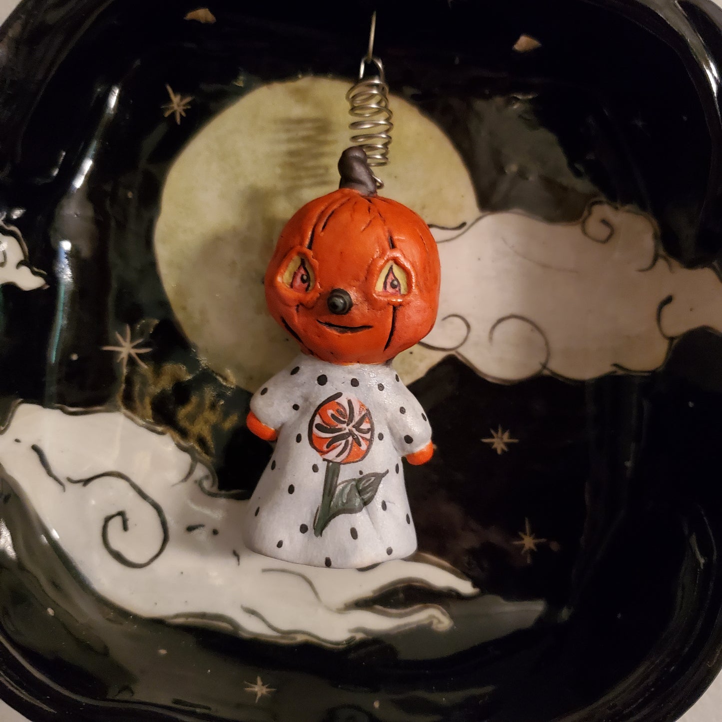 Ghostly Skies Hanger