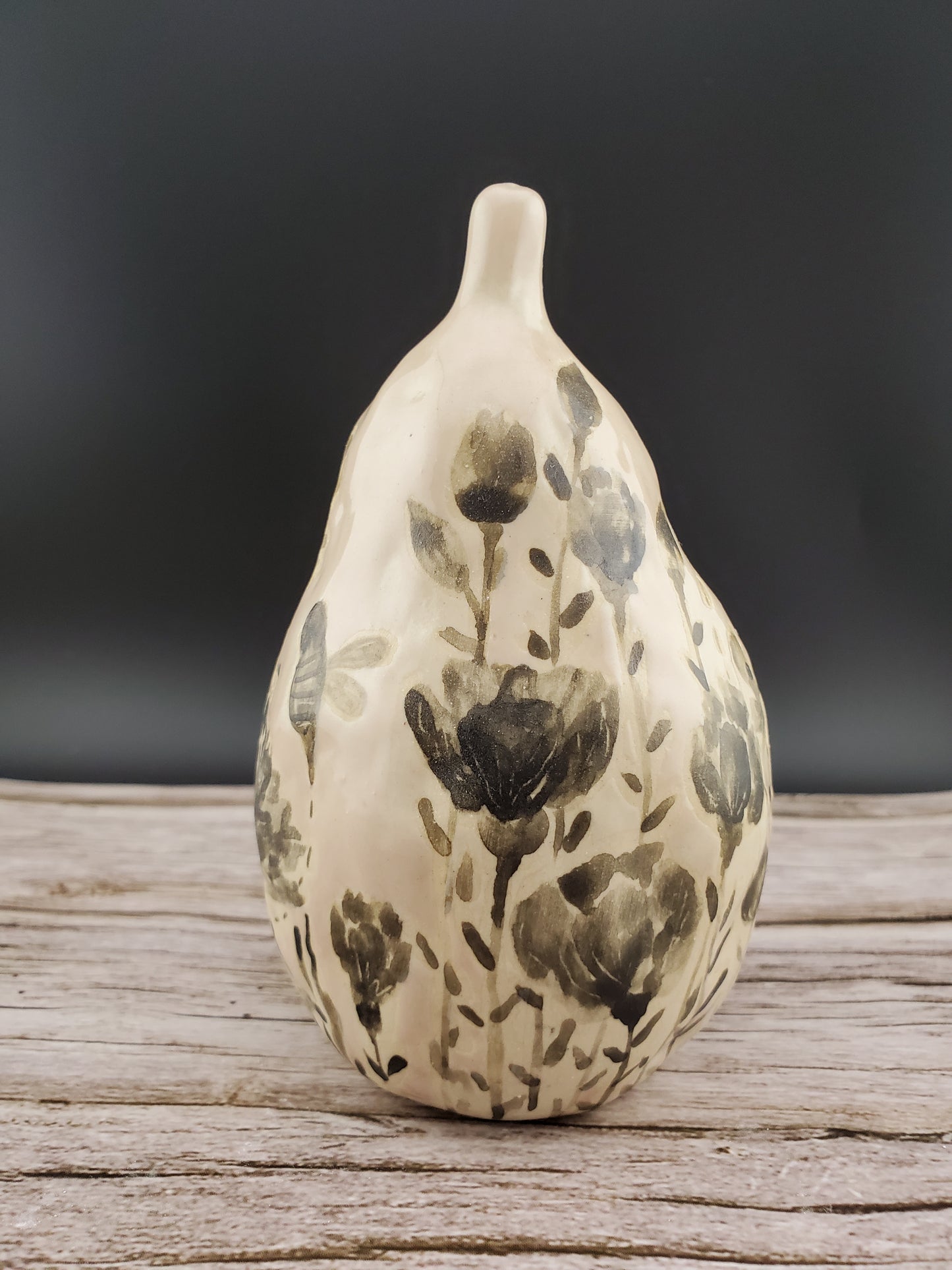 Ceramic Pear ( NO Rattle)