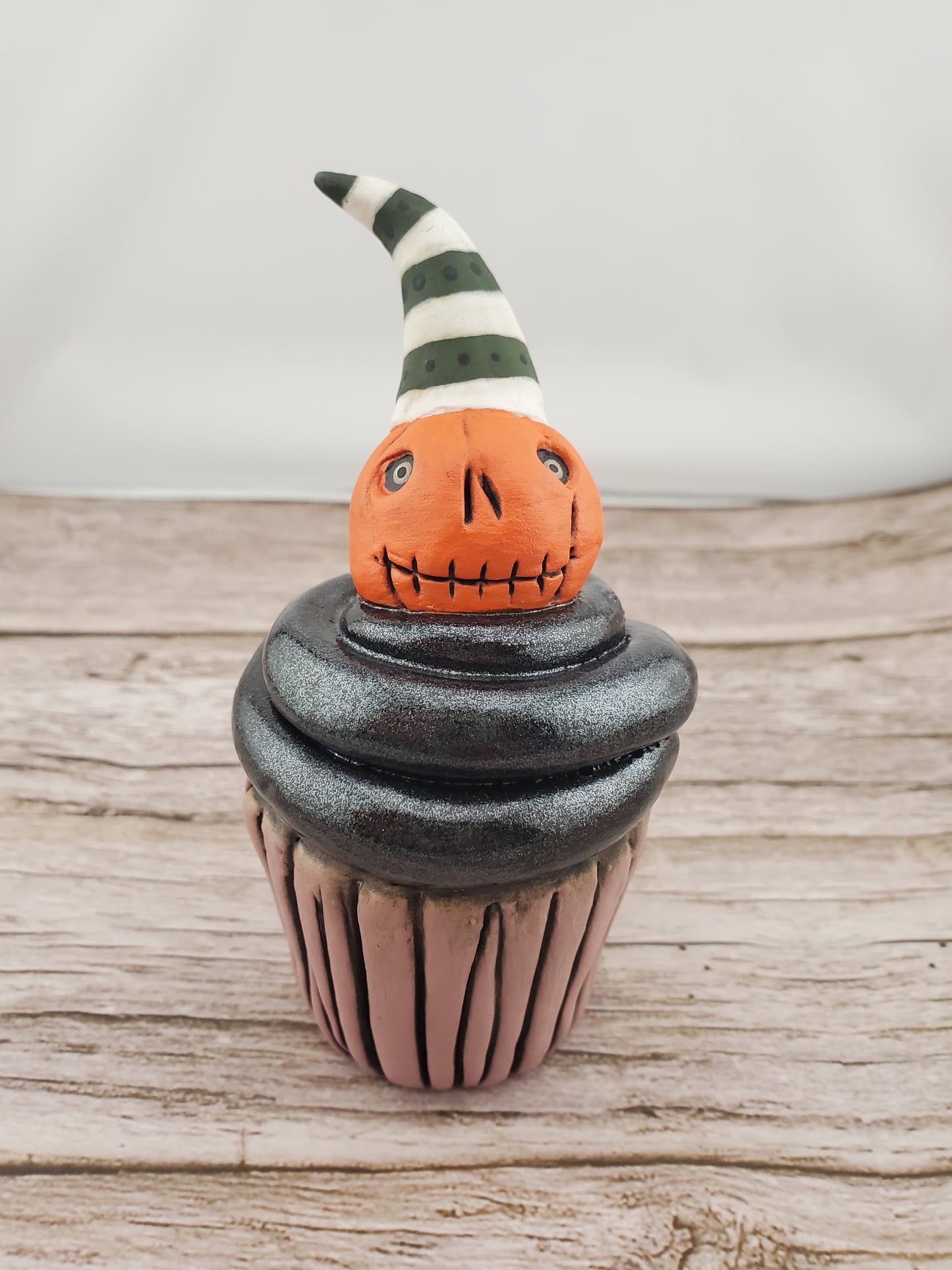 Jack-ee-o Cupcake
