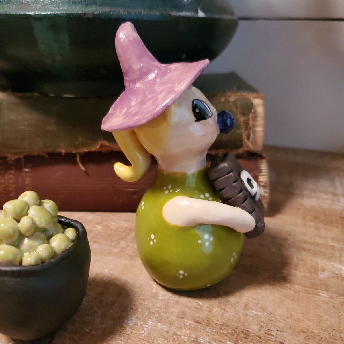 Daisy is Conjuring