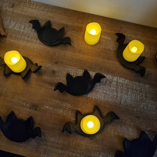 Bat tealight holders
