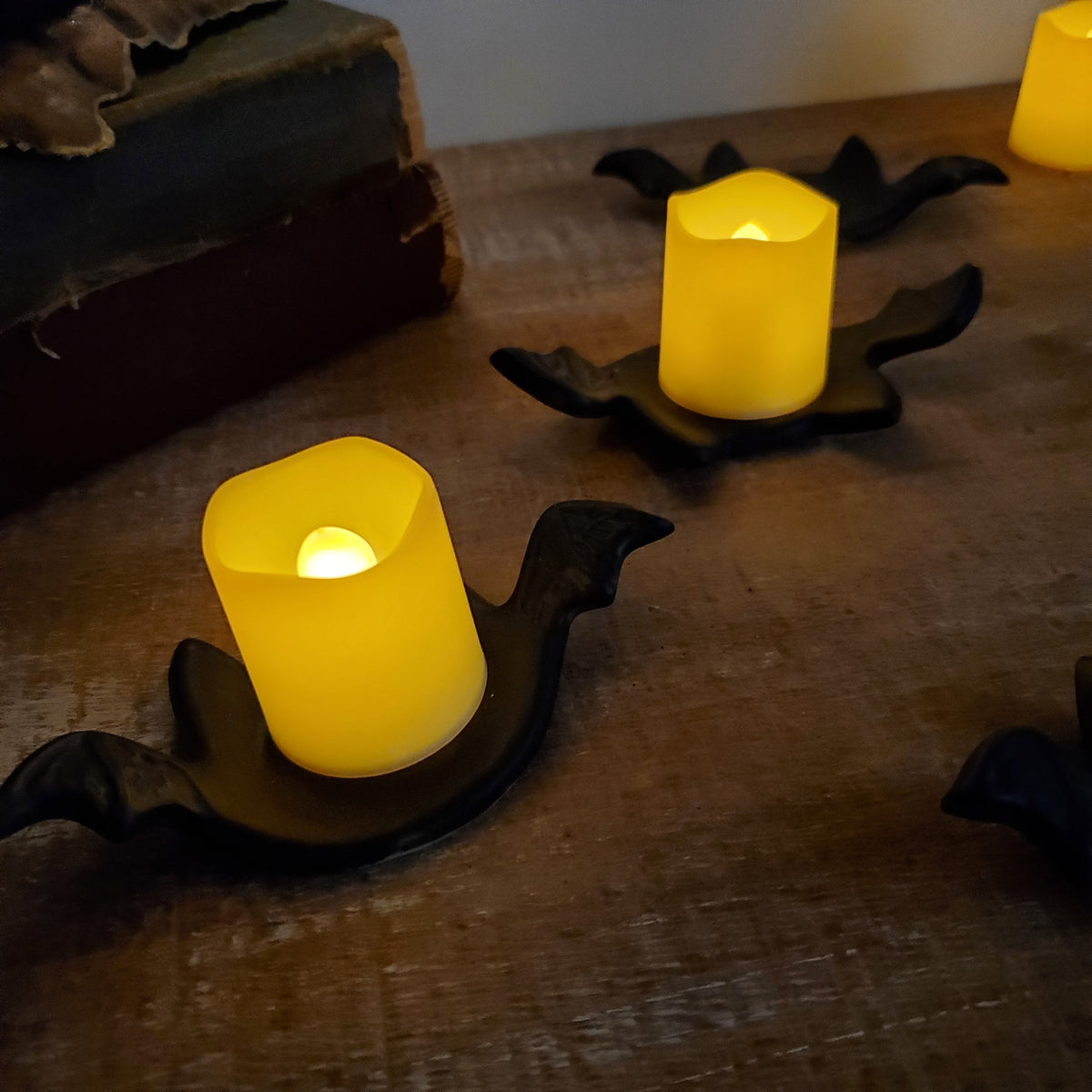 Bat tealight holders