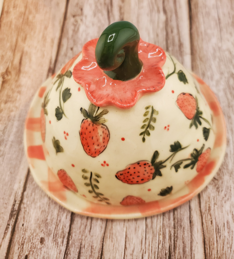 Strawberry cheese dome with gingham plate