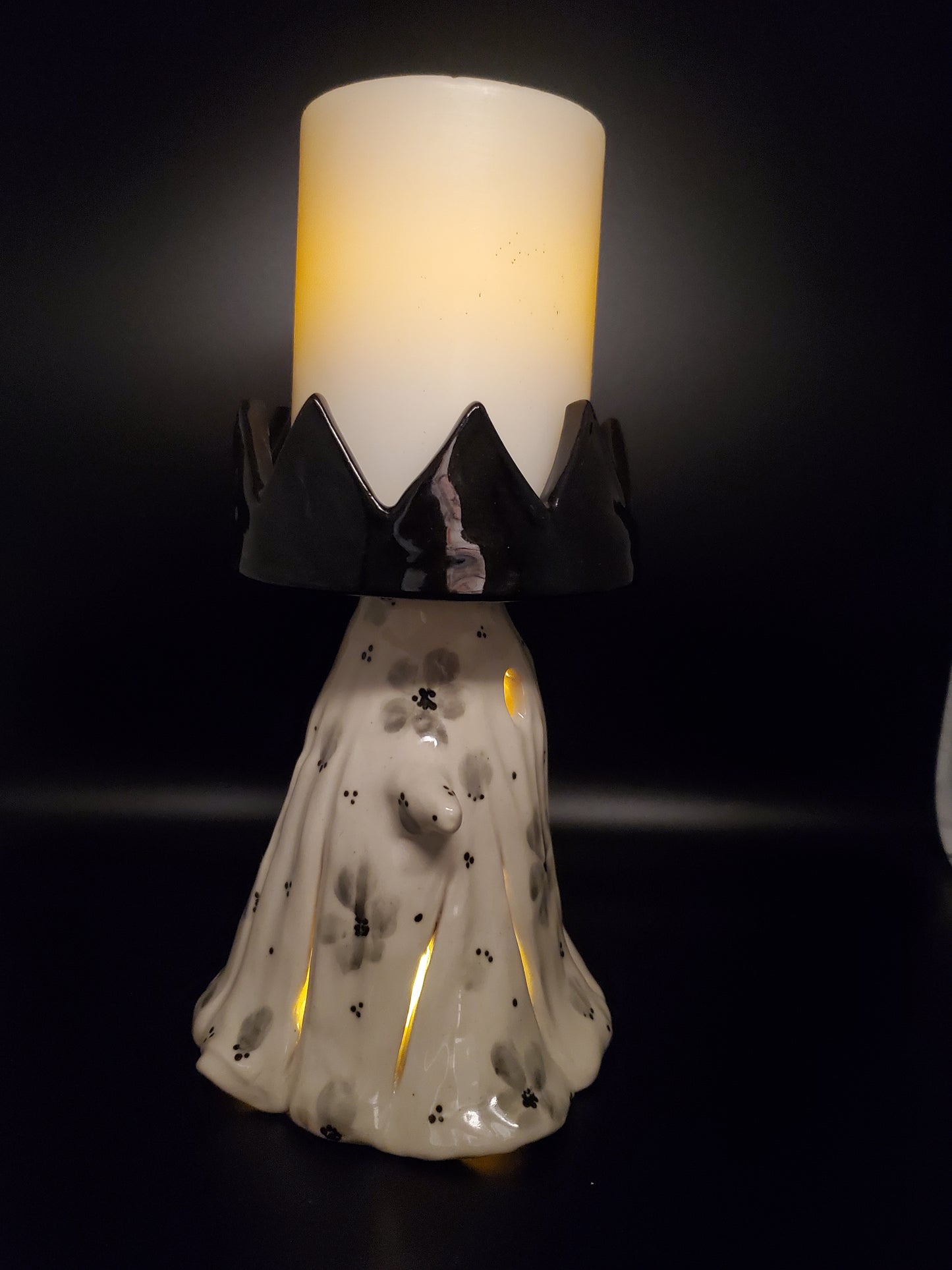 Floral Ghost Candle holder