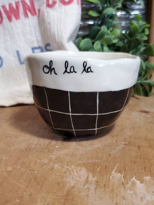 Oh la la pinch pot