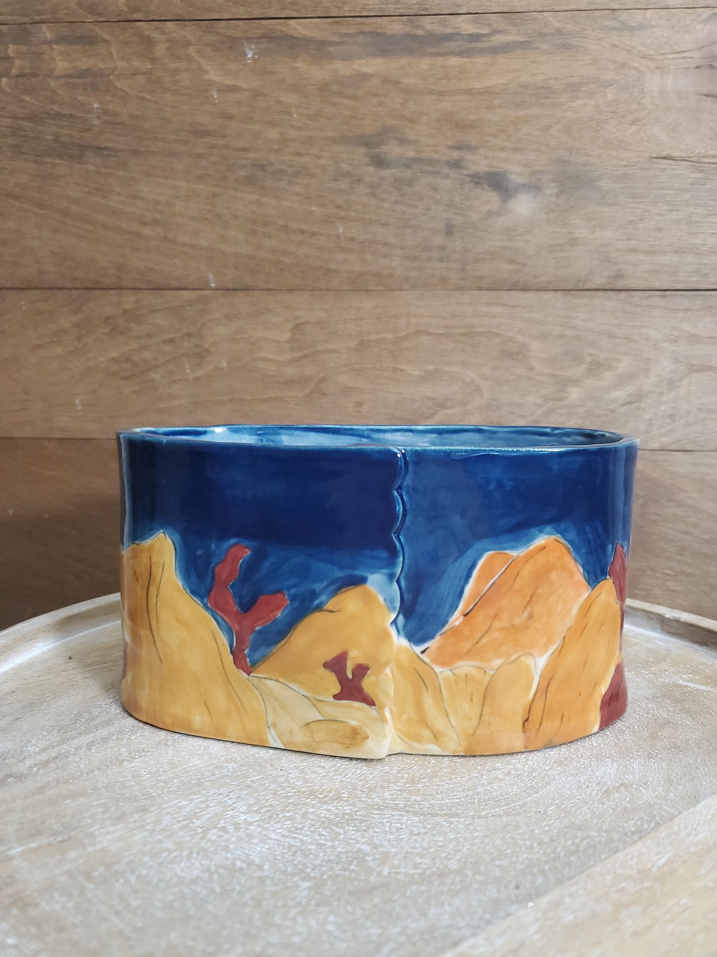 Sandworm of Saturn Vase