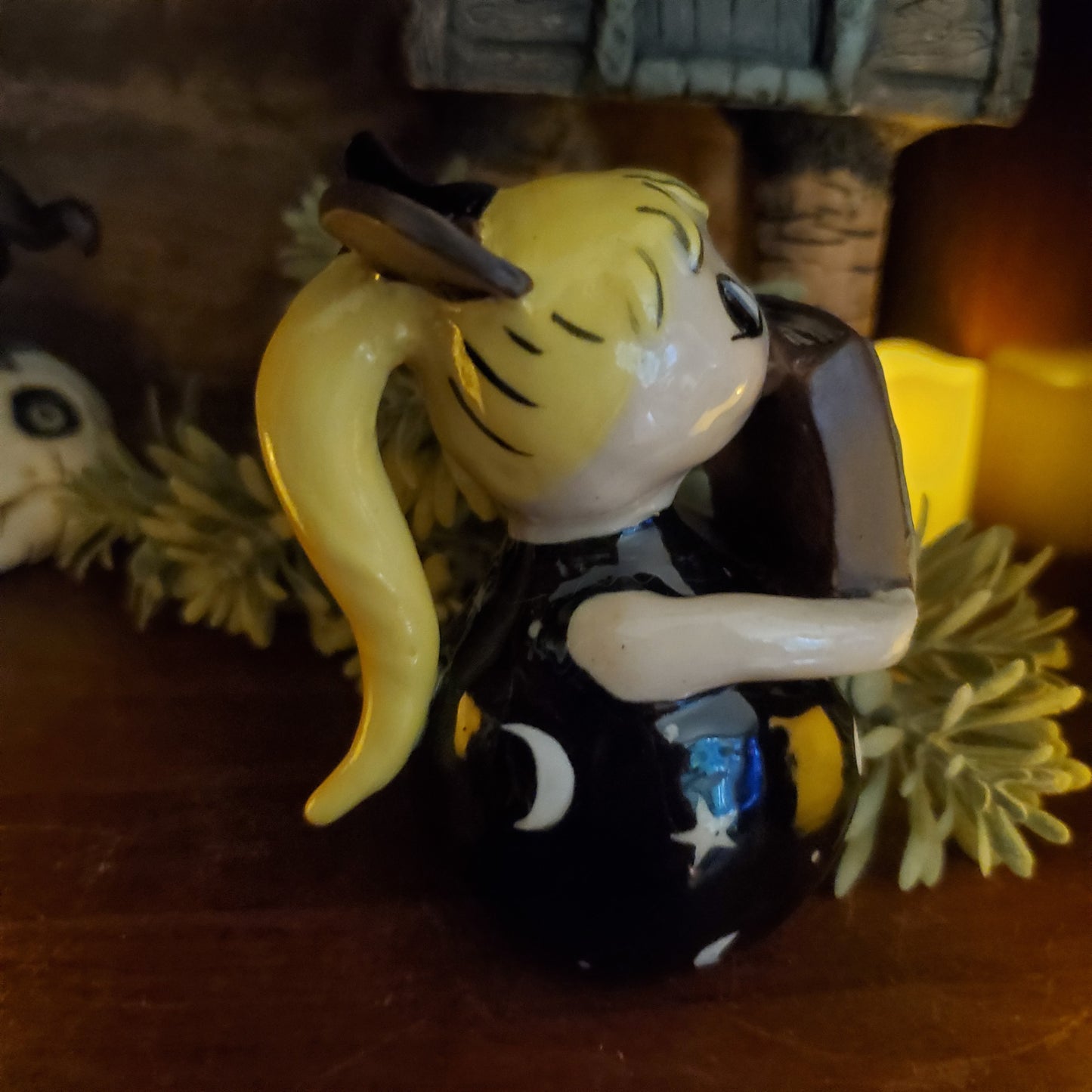 Daisy and all her Hocus Pocus