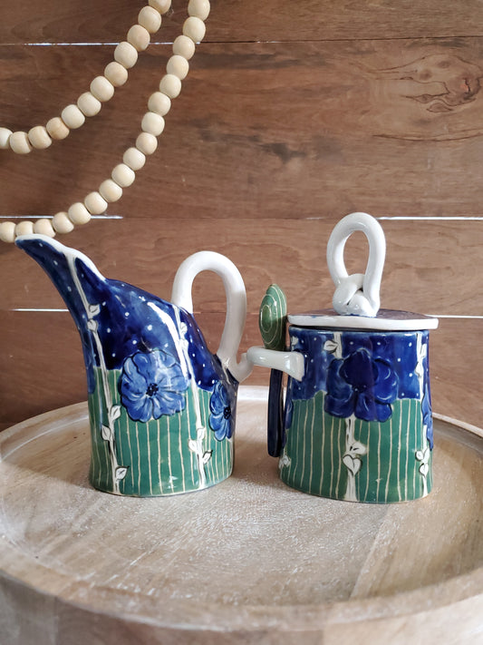 Cream and Sugar Set