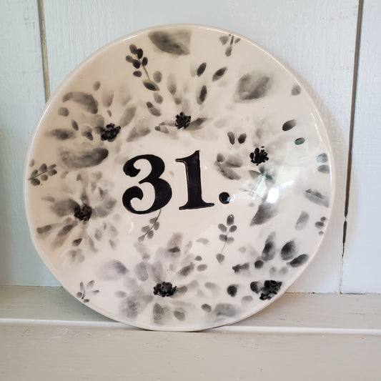 31 Floral plate (warped)