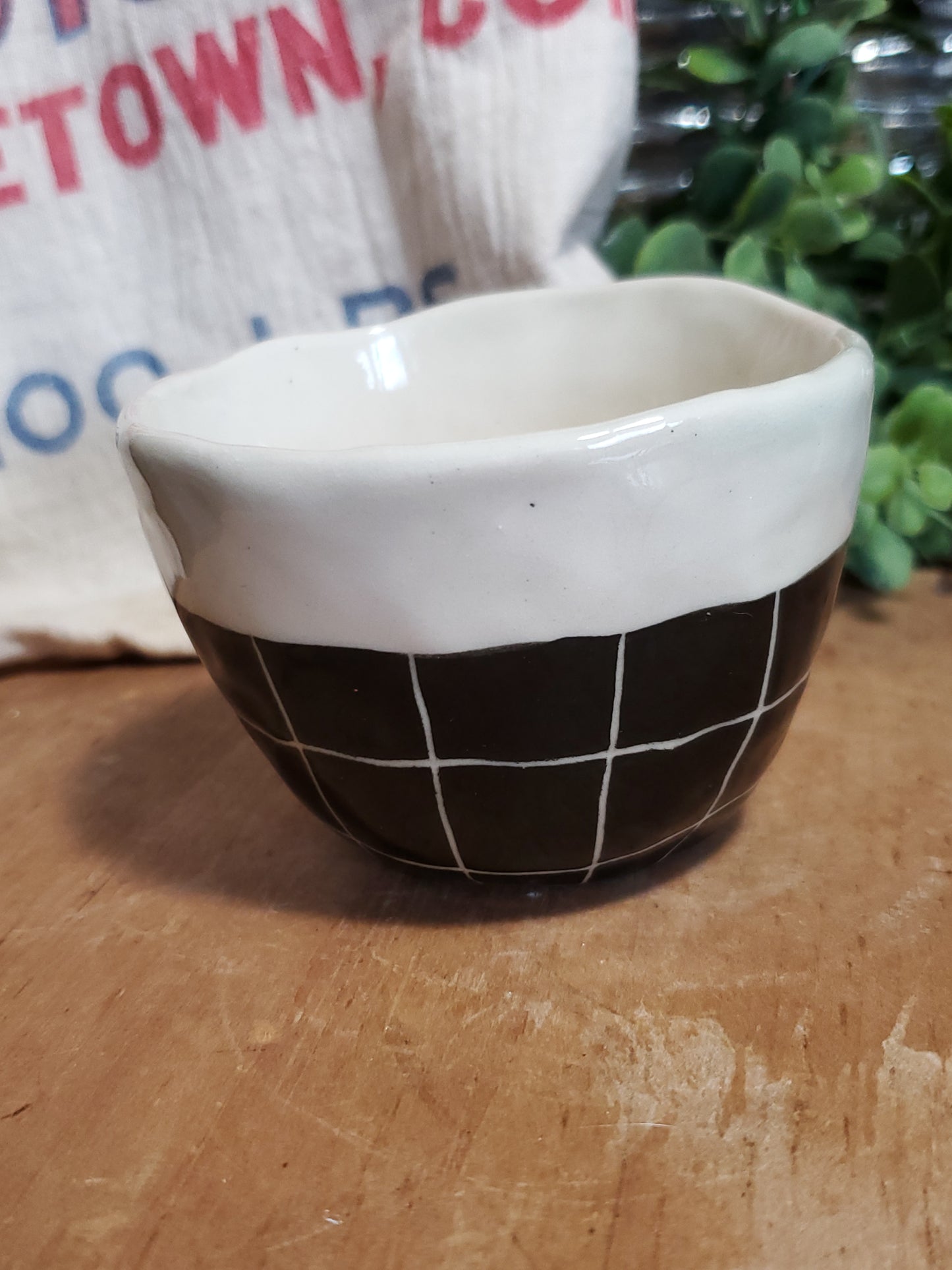Oh la la pinch pot