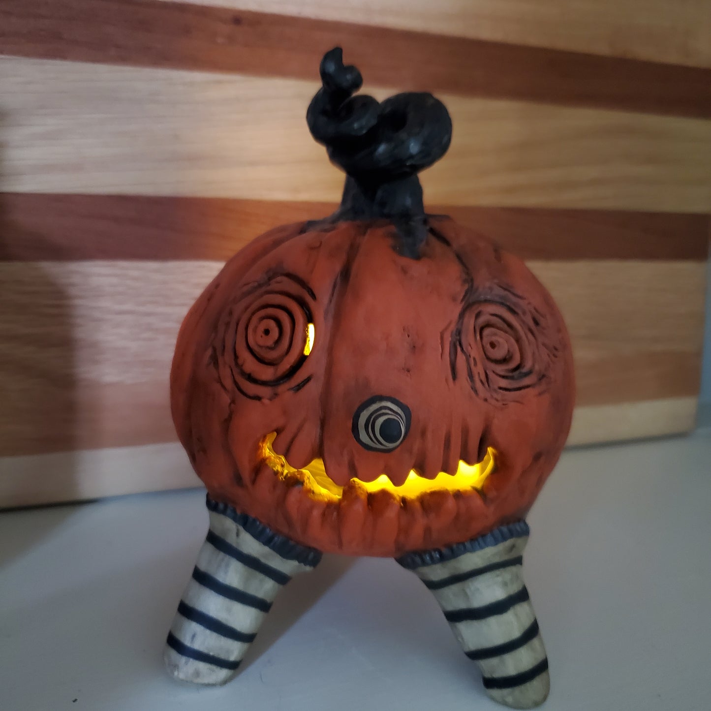 Jackolantern tea light holder