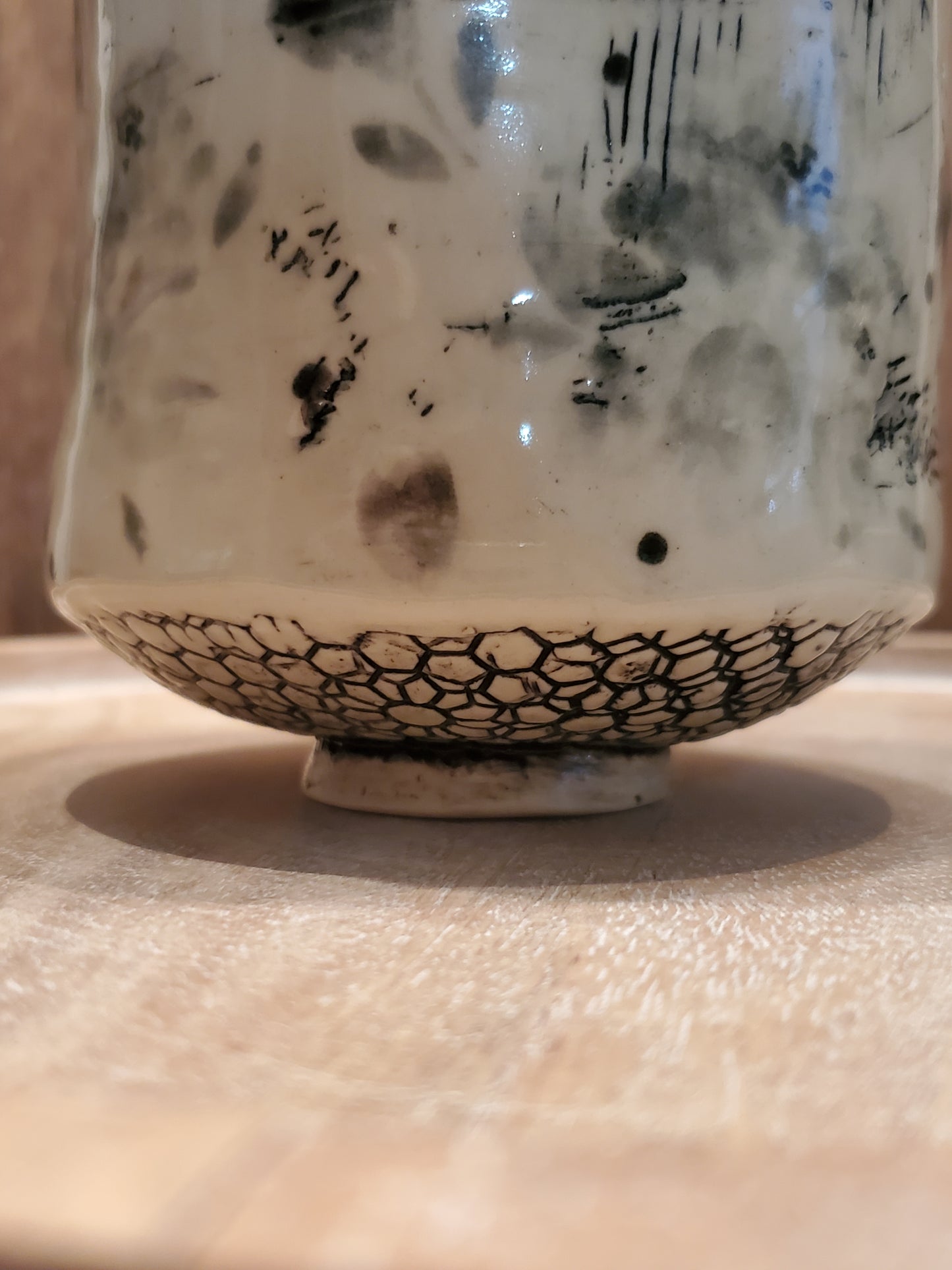 Black and white floral cup