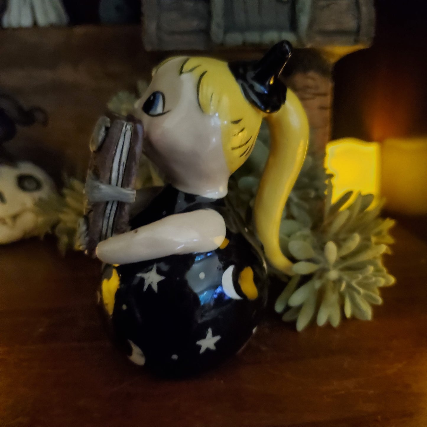 Daisy and all her Hocus Pocus