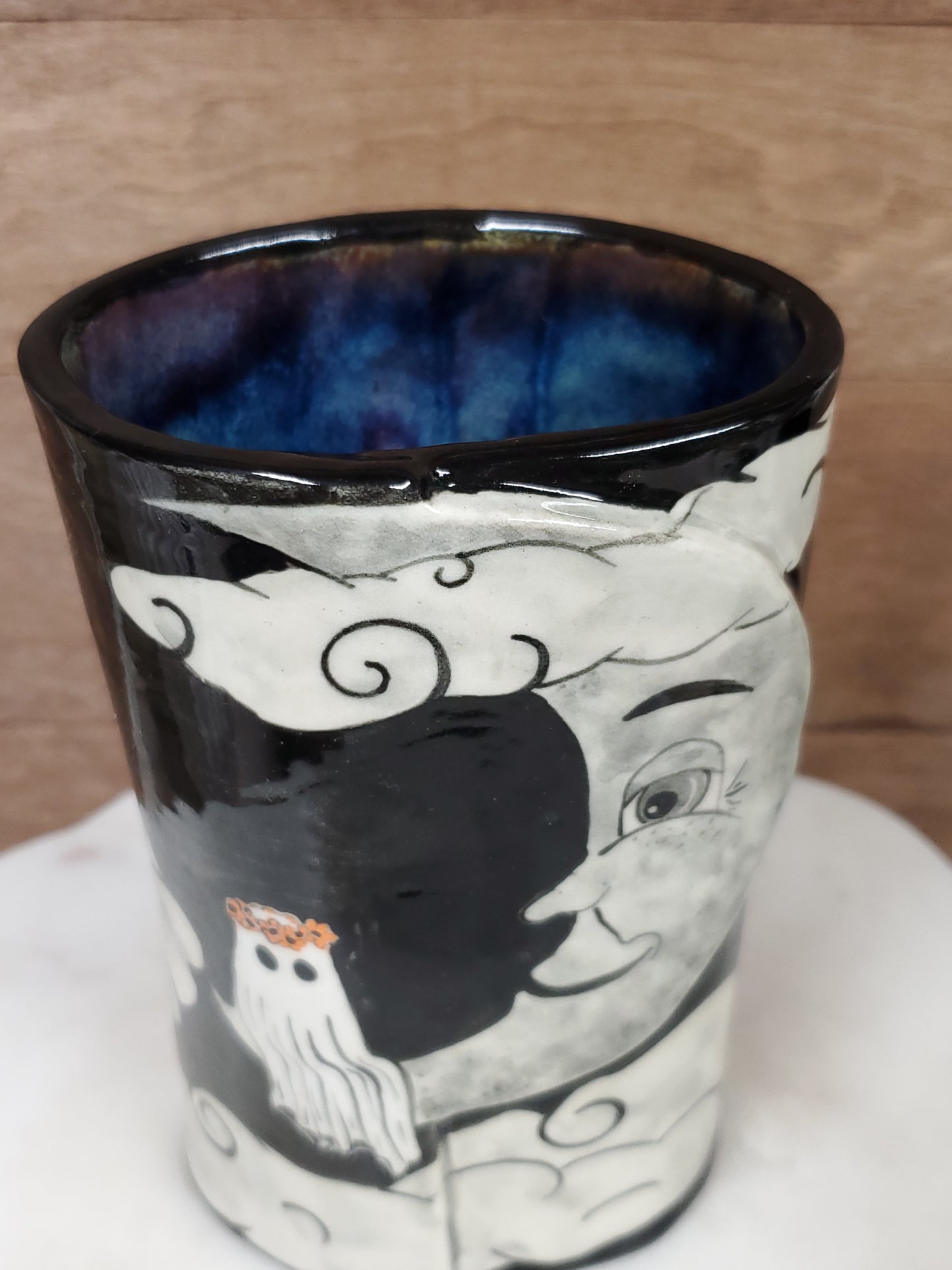 A ghost in the clouds Vase