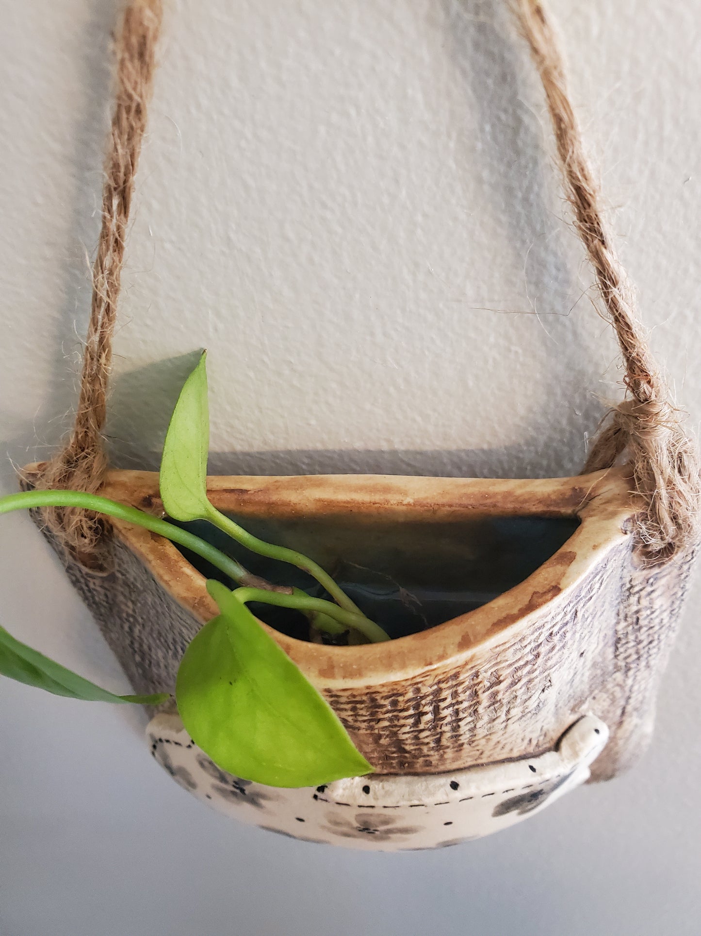 Bunny wall pocket planter