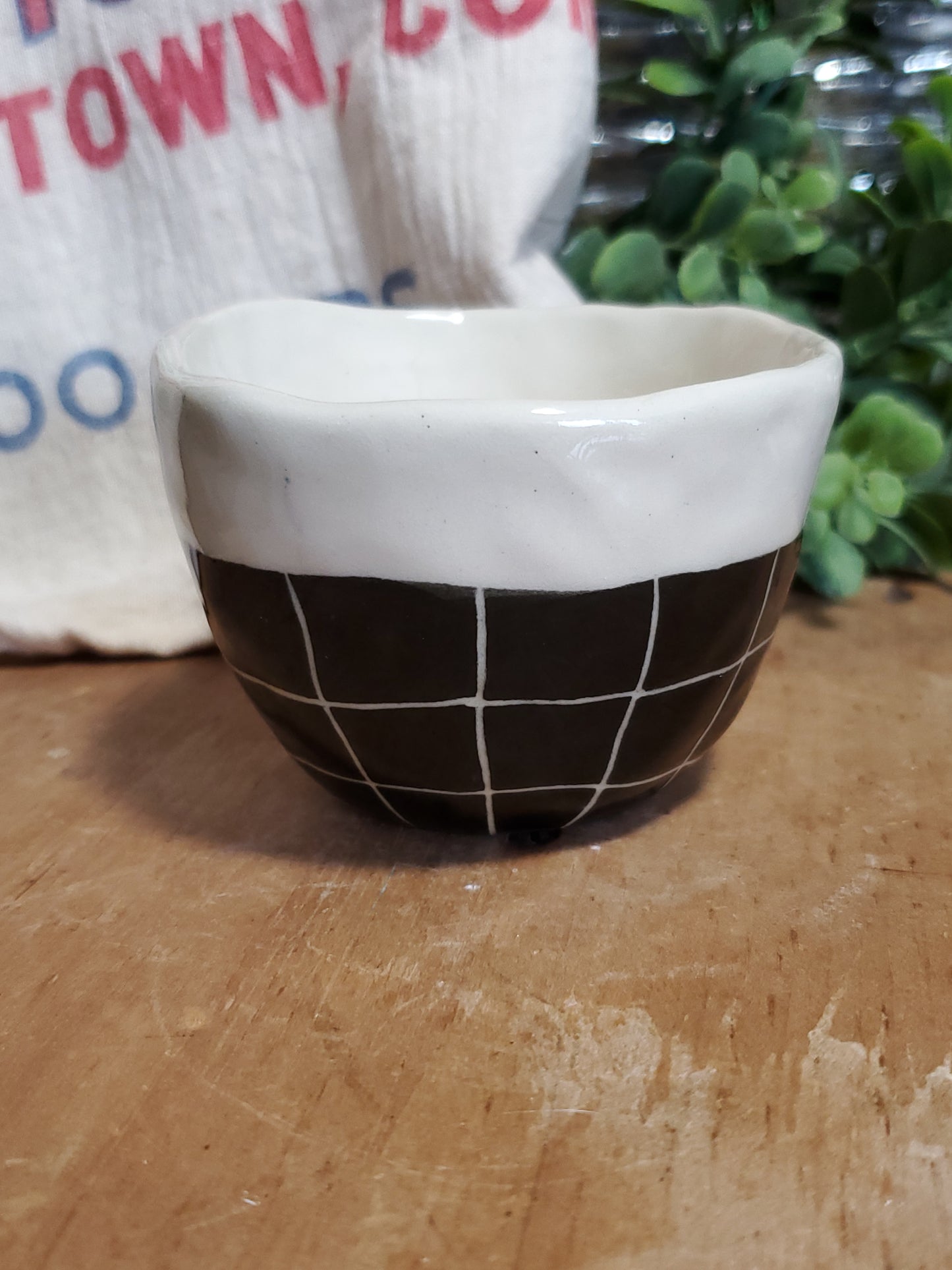 Oh la la pinch pot
