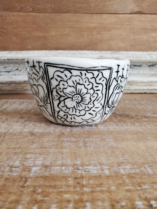 Porcelain Floral Pinch Pot / Bowl