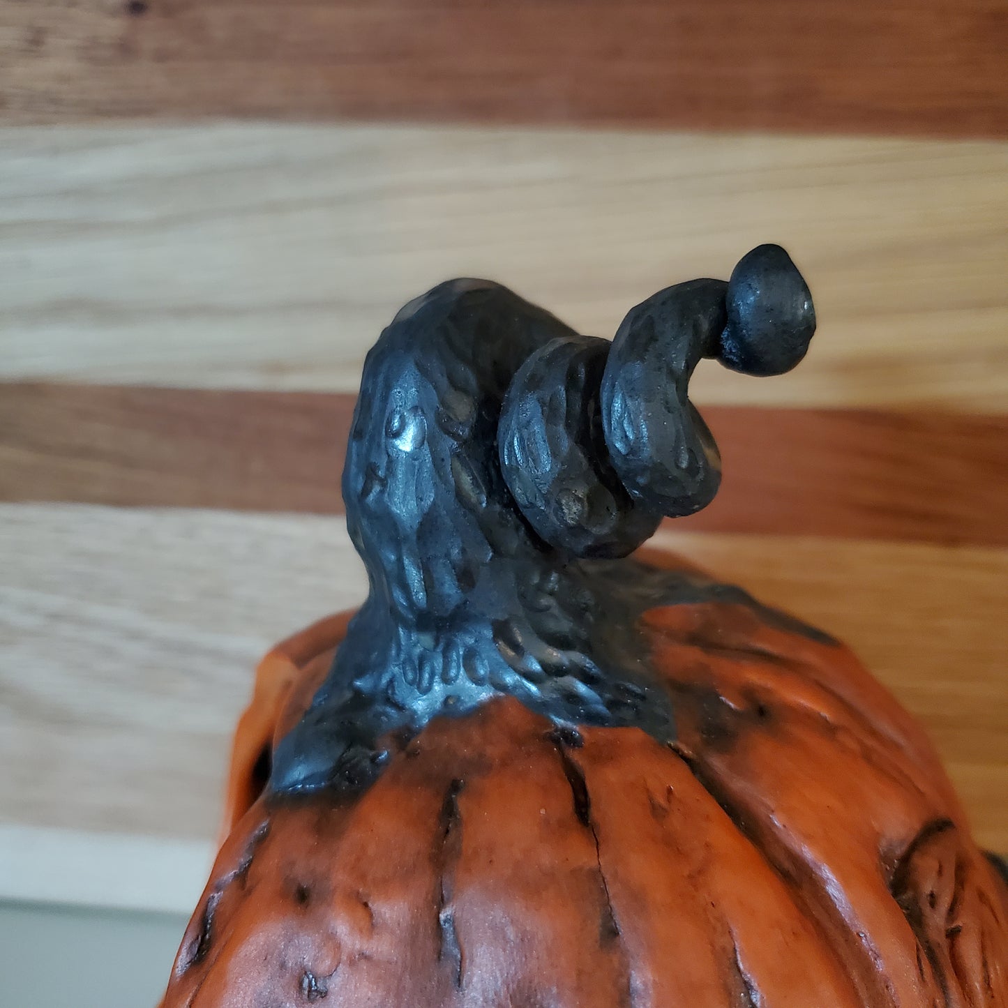 Jackolantern tea light holder