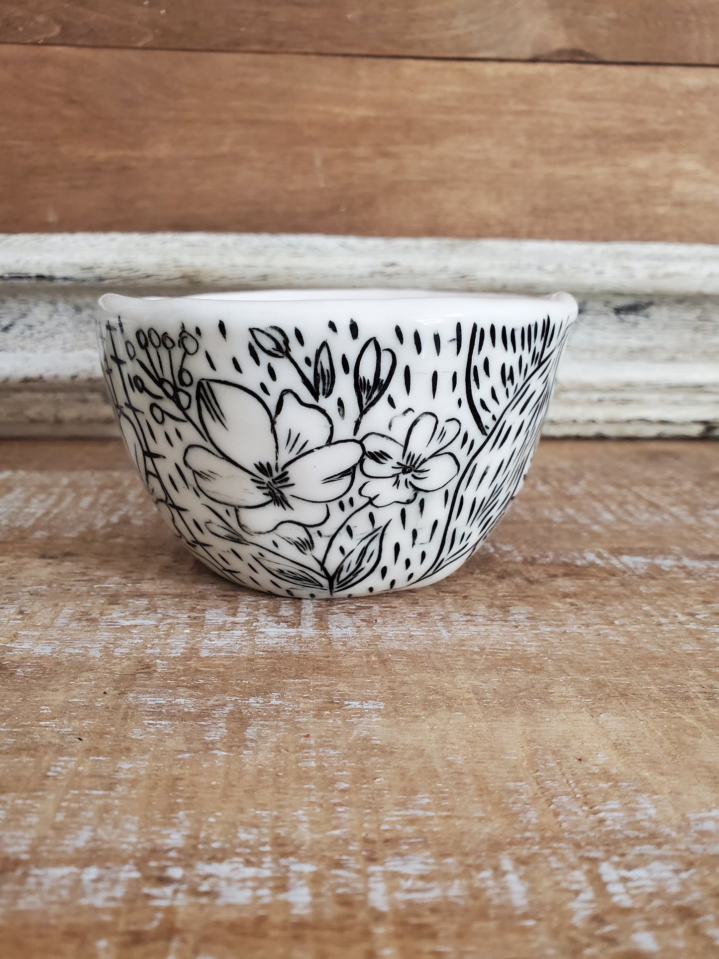 Porcelain Floral Pinch Pot / Bowl
