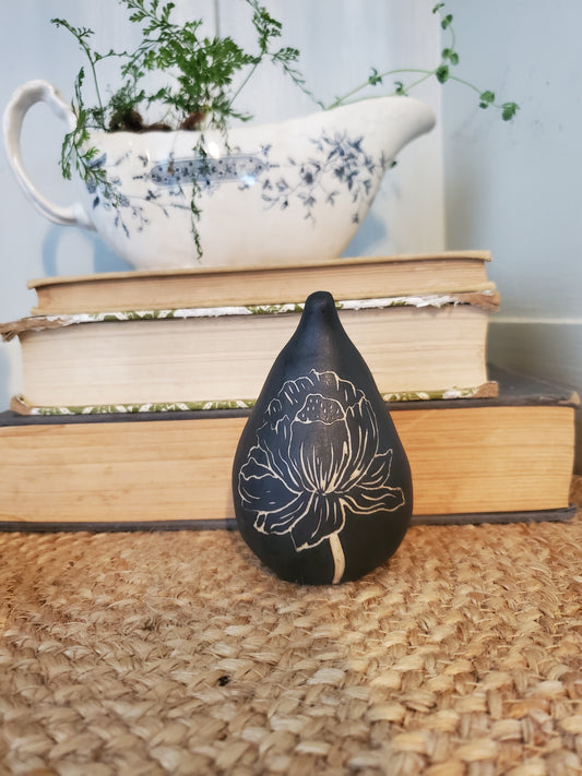 Sgraffito pear