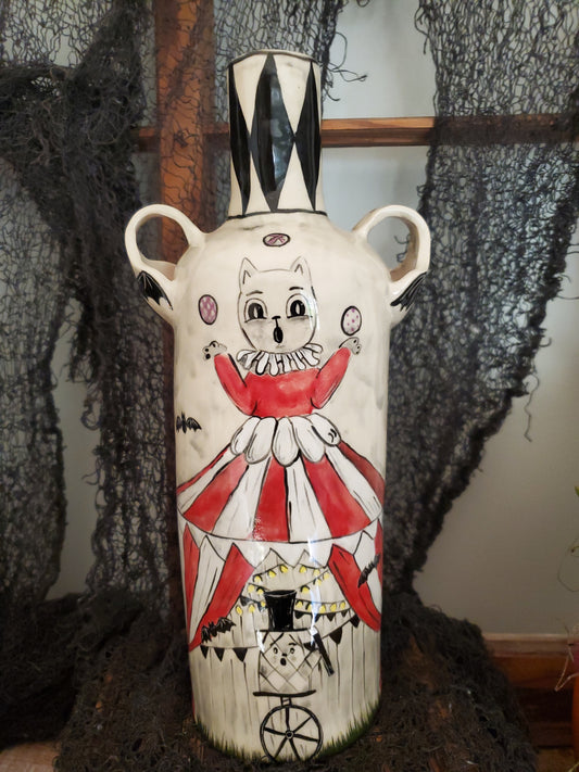 The Swee'der Circus Vase