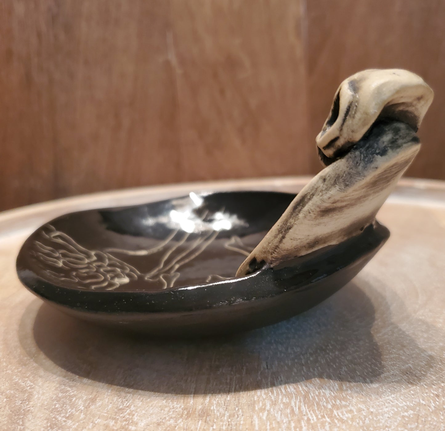 Gravestone skull trinket plate